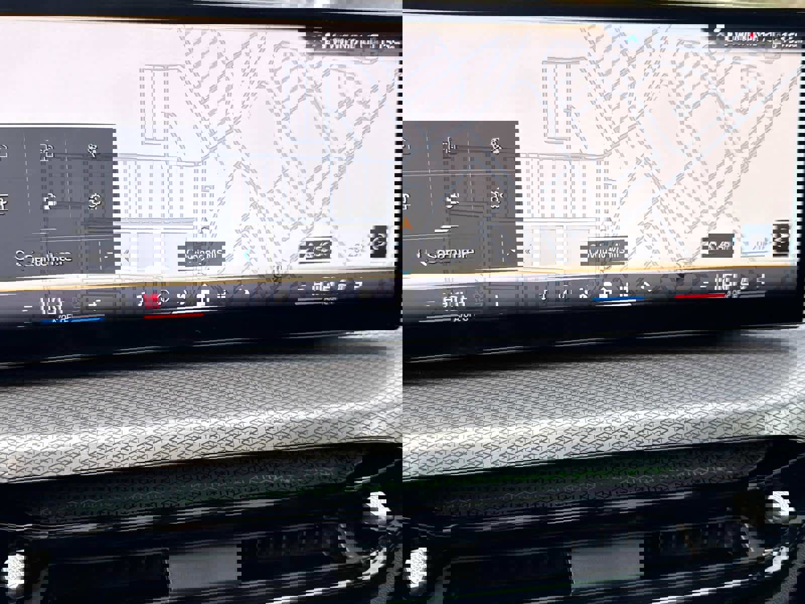 Certified 2025 BMW 330i xDrive Sedan w/ M Sport Package image 21