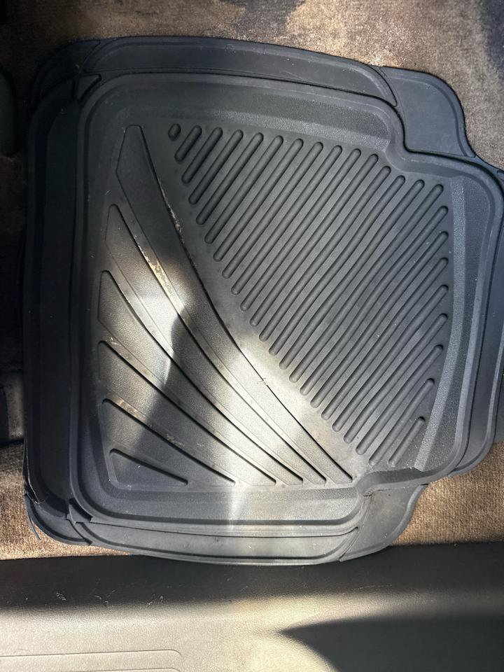 Used 2007 Dodge Nitro SXT RWD image 17