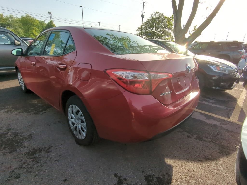 Used 2018 Toyota Corolla LE FWD image 4
