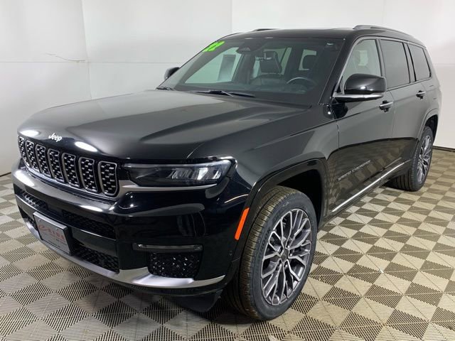 Used 2022 Jeep Grand Cherokee L Summit w/ Advanced Protech Group IV image 2