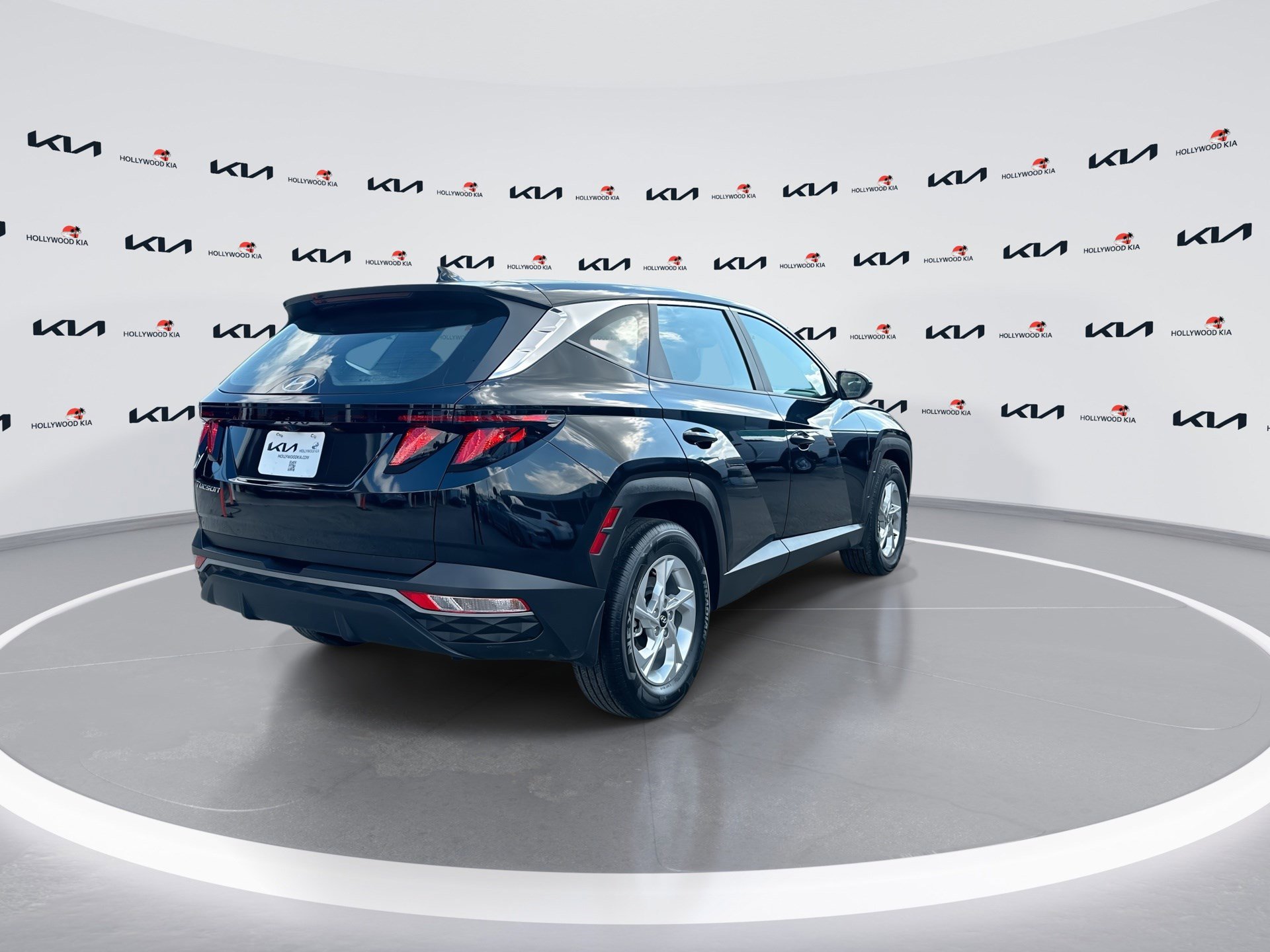 Used 2024 Hyundai Tucson SE image 8