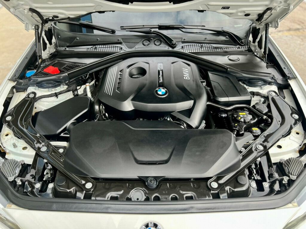 Used 2019 BMW 230i xDrive Convertible w/ Convenience Package image 12