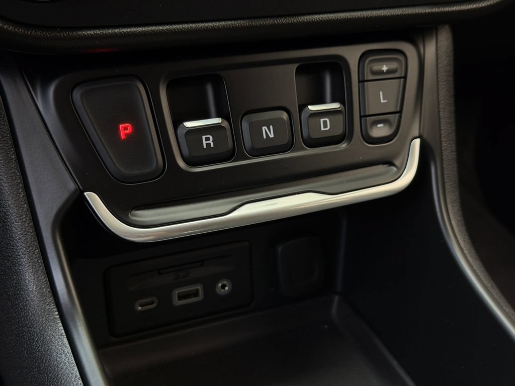 Used 2020 GMC Terrain Denali w/ Denali Premium Package FWD image 18
