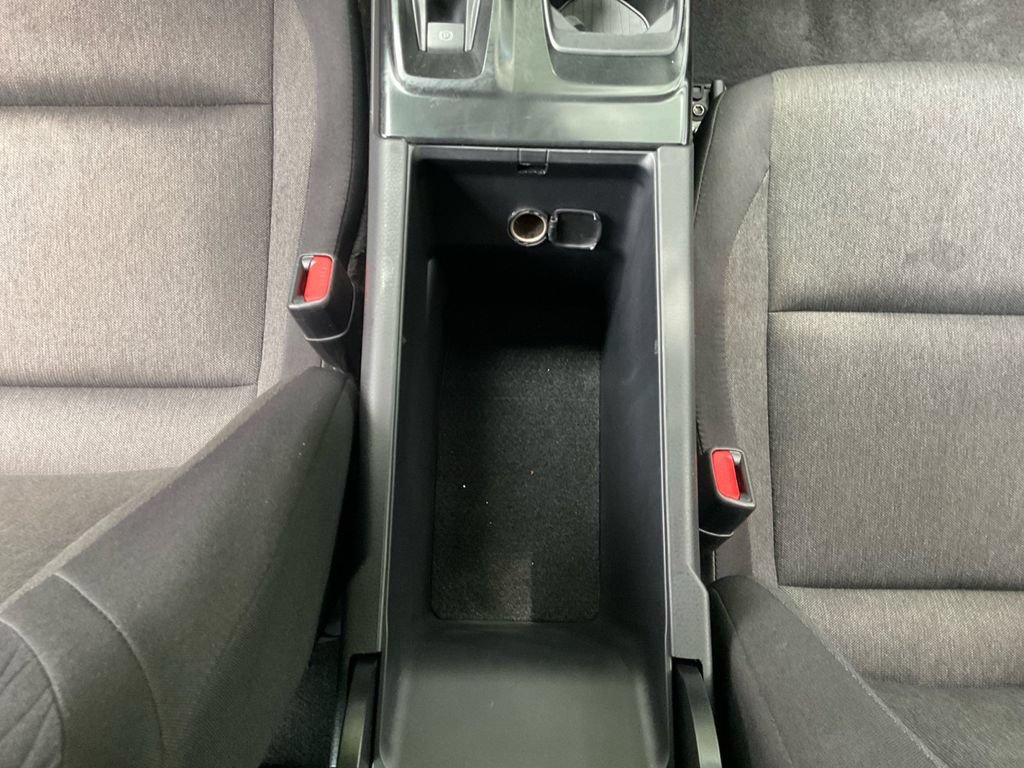 Used 2025 Toyota Camry LE FWD image 11