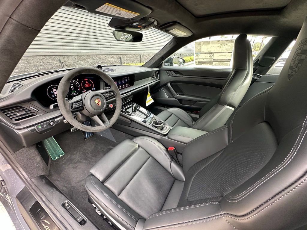 Certified 2026 Porsche 911 Carrera GTS image 4