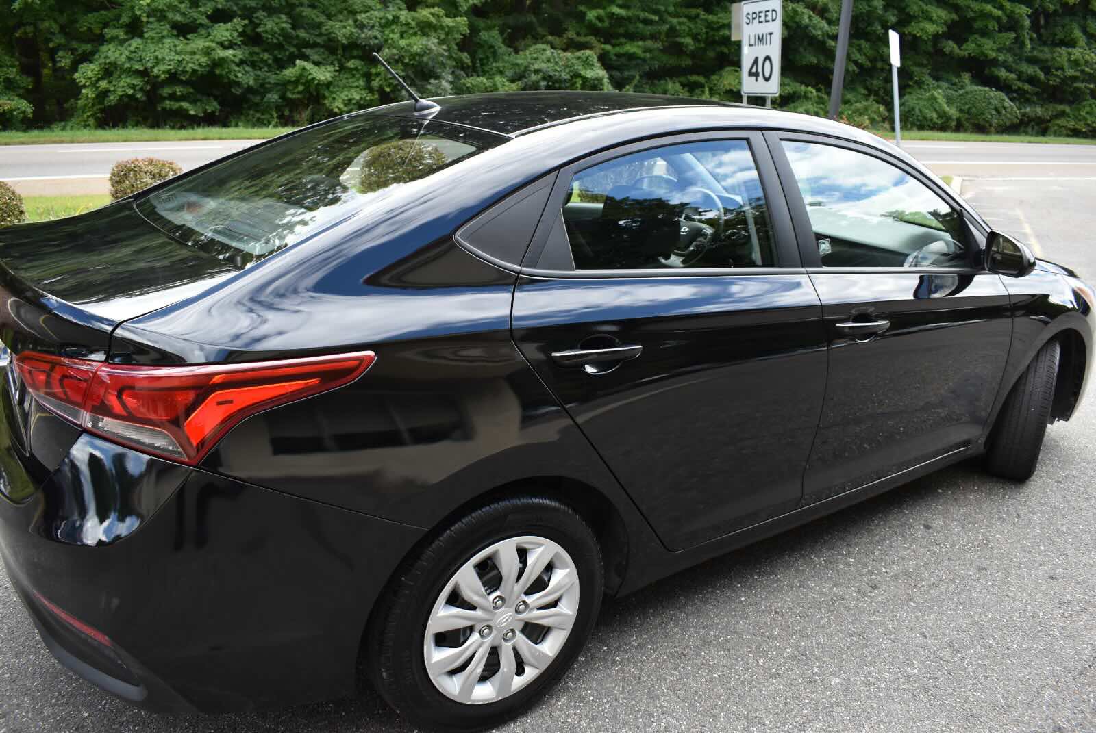 Used 2020 Hyundai Accent SE FWD image 49