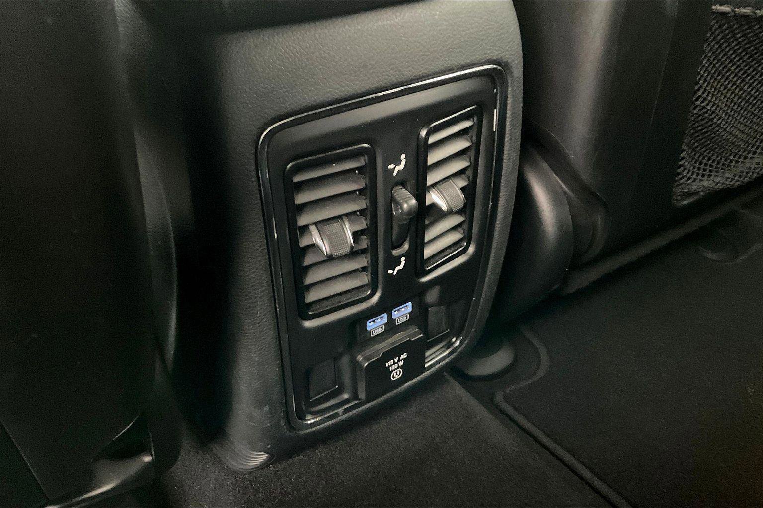 Used 2020 Jeep Grand Cherokee Limited image 33