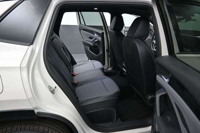 New 2026 Volkswagen Tiguan SE R-Line AWD/4WD image 13