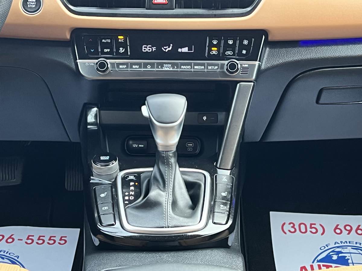 Used 2024 Kia Seltos SX image 45