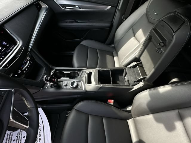 Certified 2024 Cadillac XT5 Luxury FWD image 28