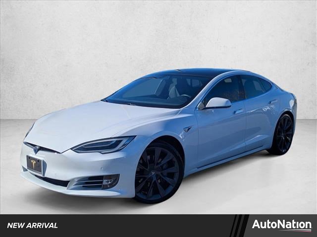 Used 2020 Tesla Model S Long Range Plus image 1