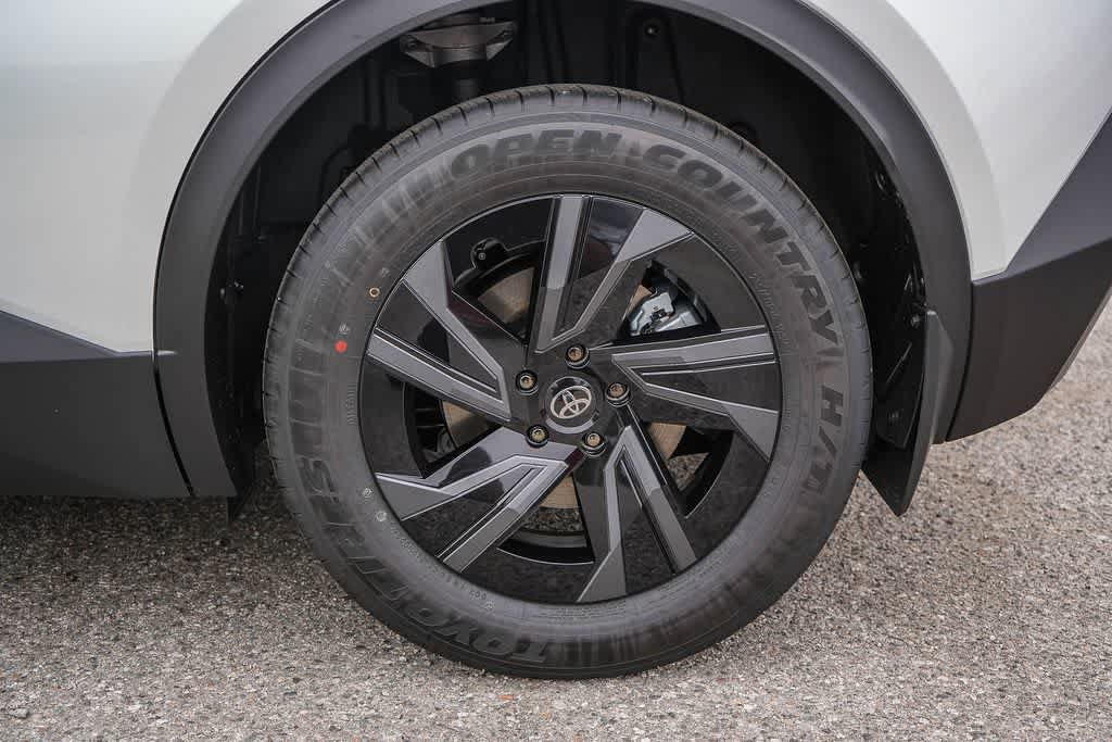 New 2026 Toyota C-HR AWD/4WD image 10