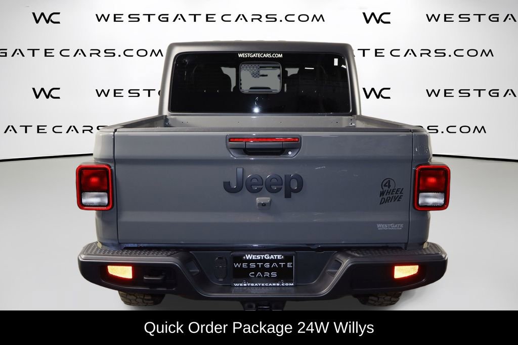 Used 2022 Jeep Gladiator Willys image 4