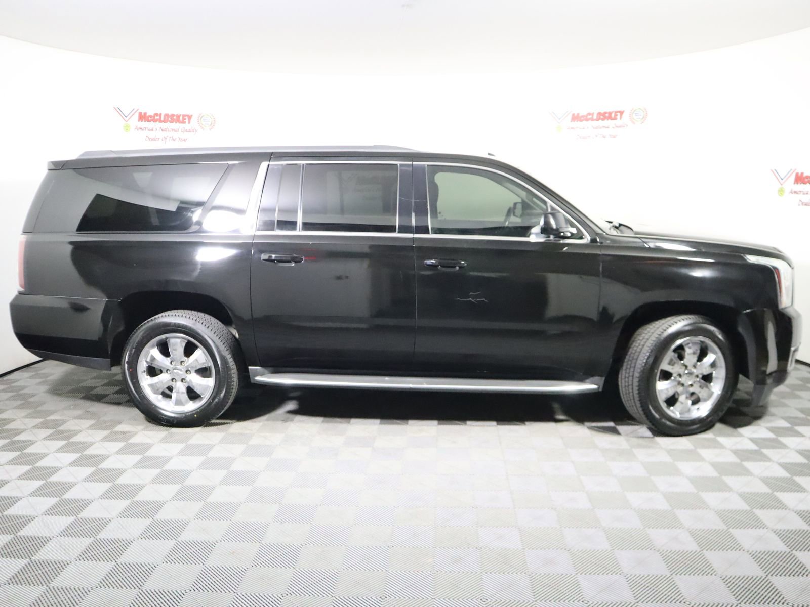 Used 2016 GMC Yukon XL SLE w/ HD Trailering Package image 3