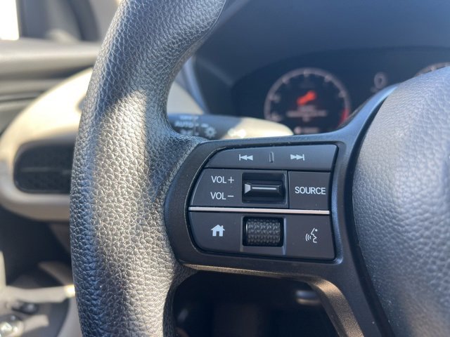 Used 2025 Honda HR-V LX image 16