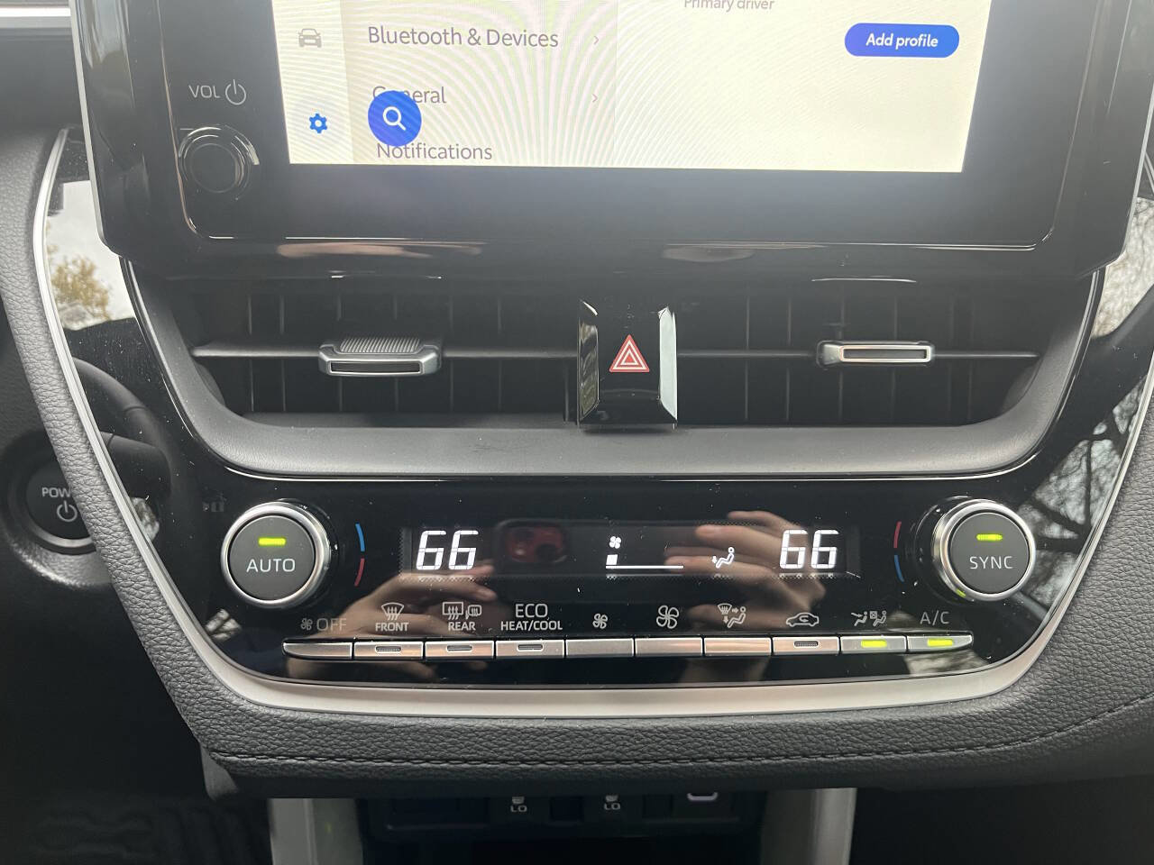 Used 2024 Toyota Corolla Cross AWD Hybrid image 21