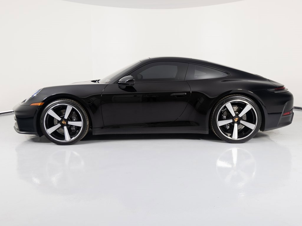 Certified 2025 Porsche 911 Carrera video 2