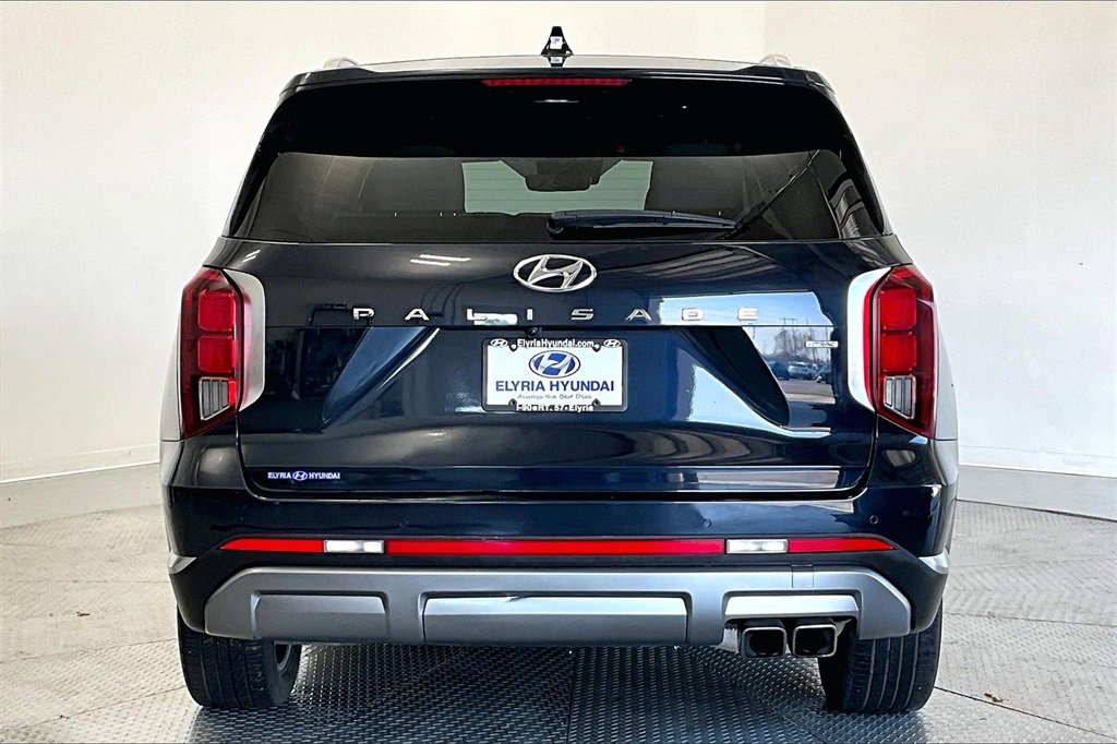 Used 2024 Hyundai Palisade Limited image 4