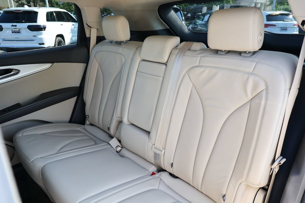 Used 2020 Lincoln Nautilus Premier w/ Equipment Group 101A AWD/4WD image 36