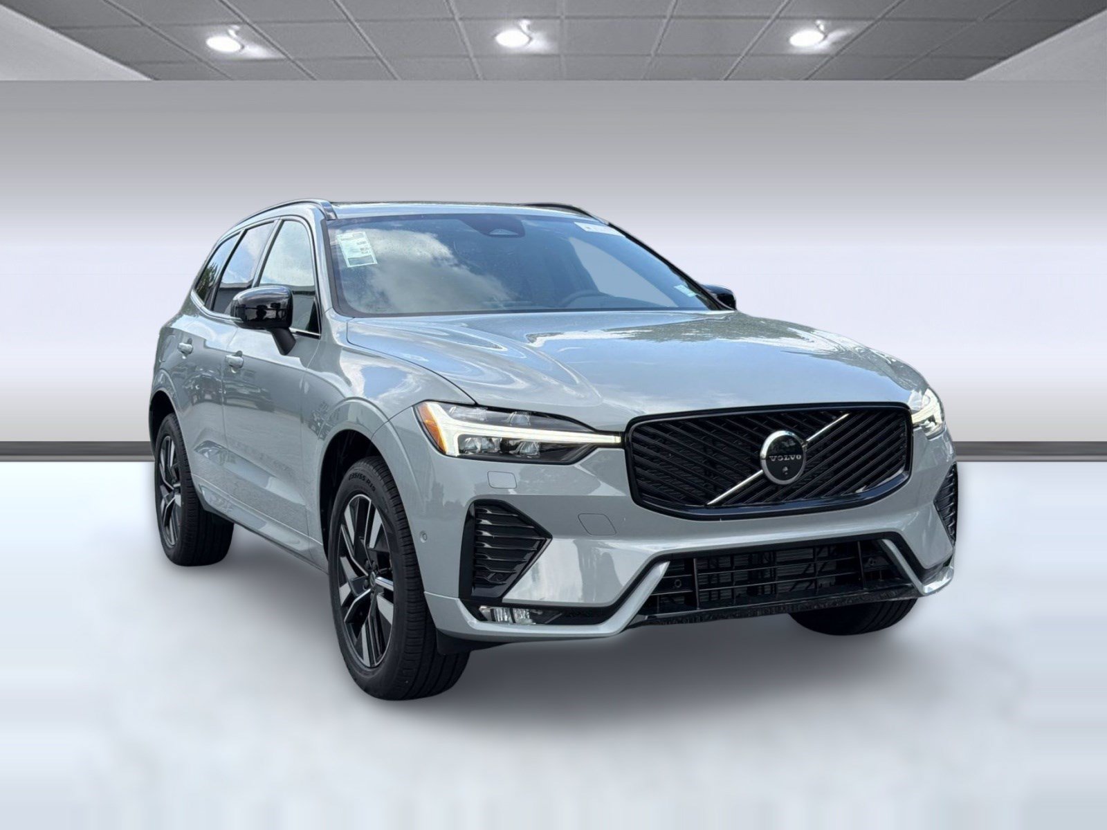 New 2026 Volvo XC60 B5 Plus w/ Climate Package AWD/4WD image 7