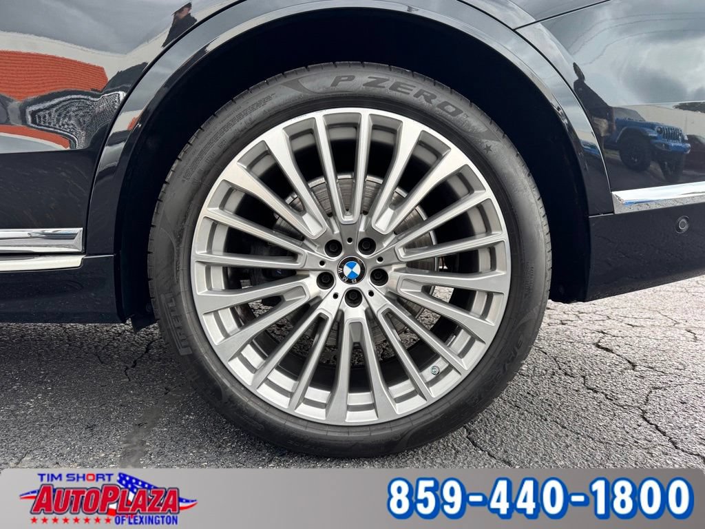 Used 2022 BMW X7 xDrive40i w/ Executive Package AWD/4WD image 20