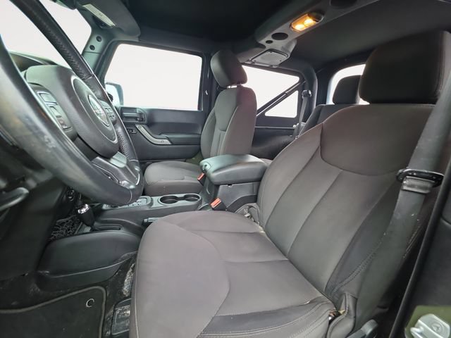 Used 2015 Jeep Wrangler Sport w/ Quick Order Package 24S AWD/4WD image 9