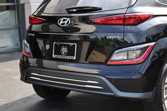 Used 2023 Hyundai Kona SE FWD image 9