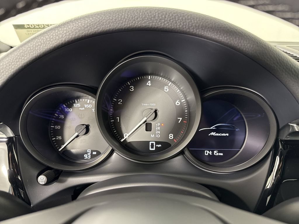 New 2026 Porsche Macan AWD/4WD image 36