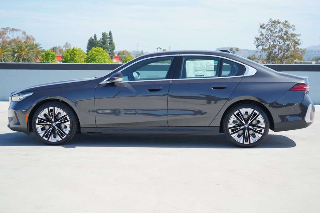 New 2026 BMW 530i image 4