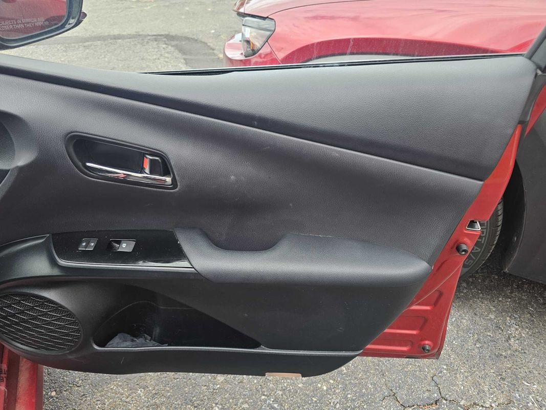 Used 2018 Toyota Prius Four w/ Advanced Technology Package FWD image 8