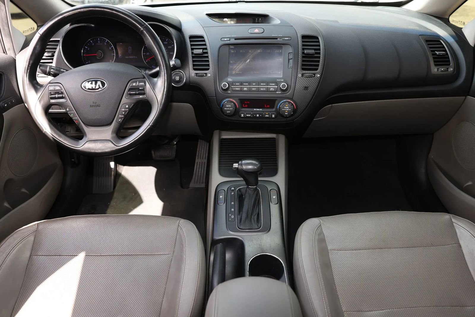 Used 2014 Kia Forte EX w/ Premium Package image 2