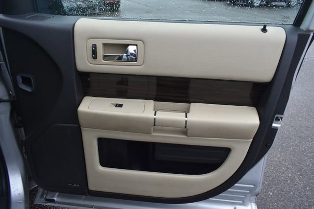 Used 2019 Ford Flex SEL w/ Equipment Group 202A image 50