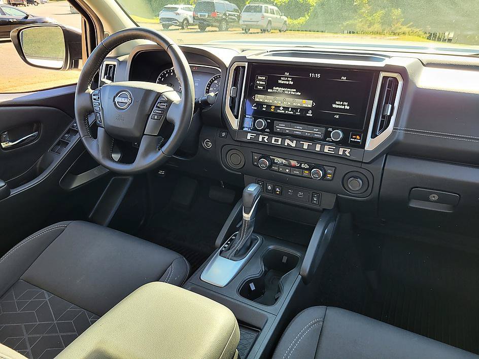 Certified 2025 Nissan Frontier SV w/ SV Convenience Package RWD image 30