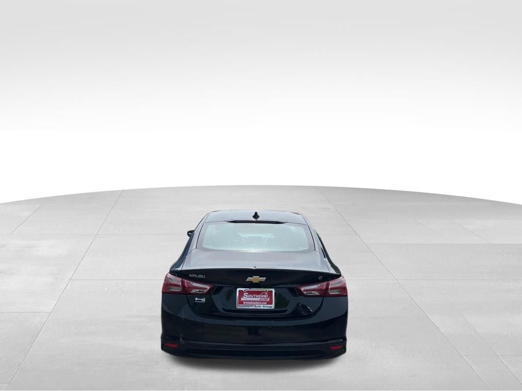 Used 2022 Chevrolet Malibu LT image 5