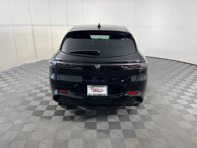 Used 2026 Alfa Romeo Tonale w/ Quick Order Package 23H Volce AWD/4WD image 6