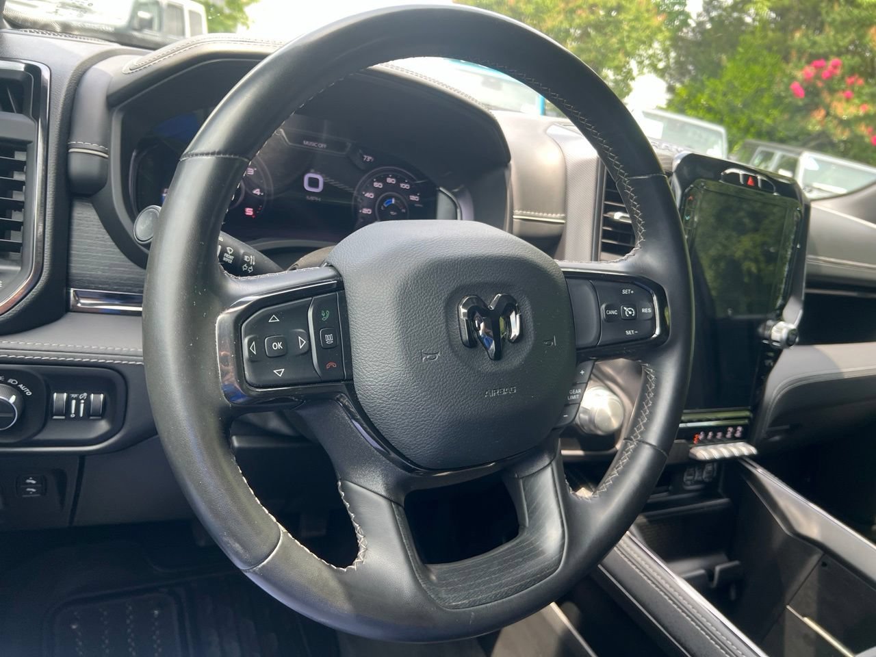 Used 2023 RAM 1500 Limited w/ Body Color Bumper Group AWD/4WD image 31