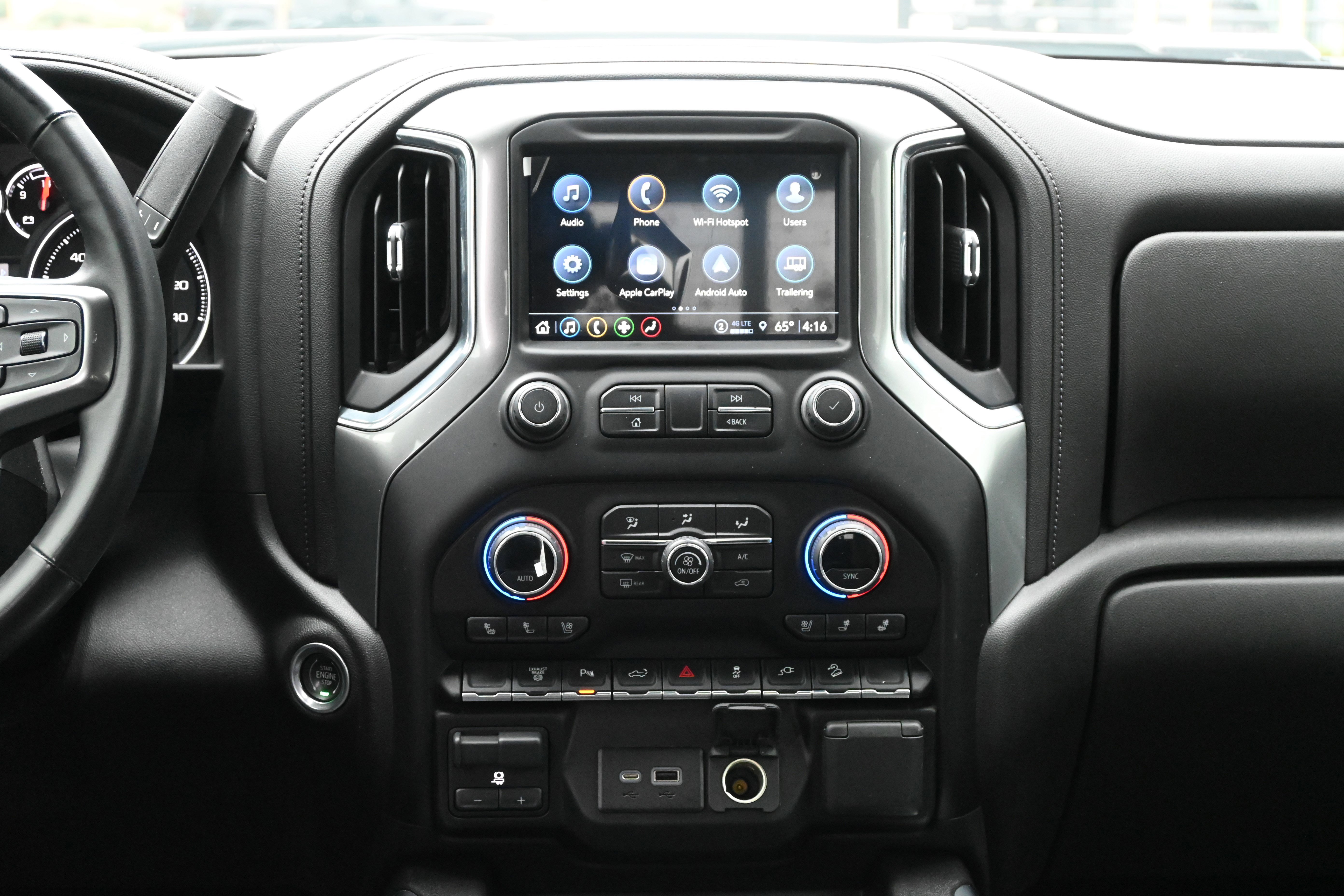 Used 2023 Chevrolet Silverado 2500 LTZ w/ LTZ Plus Package image 31