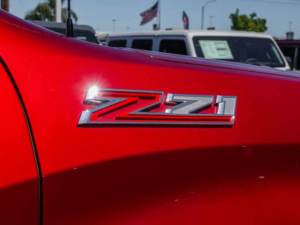 Used 2023 Chevrolet Silverado 1500 RST image 11