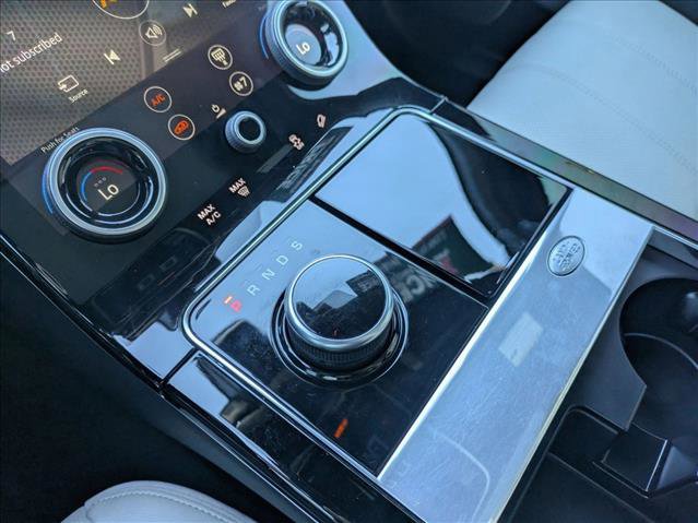 Used 2020 Land Rover Range Rover Velar R-Dynamic S image 12