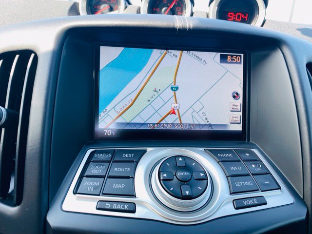 Used 2018 Nissan 370Z Touring Sport RWD image 36
