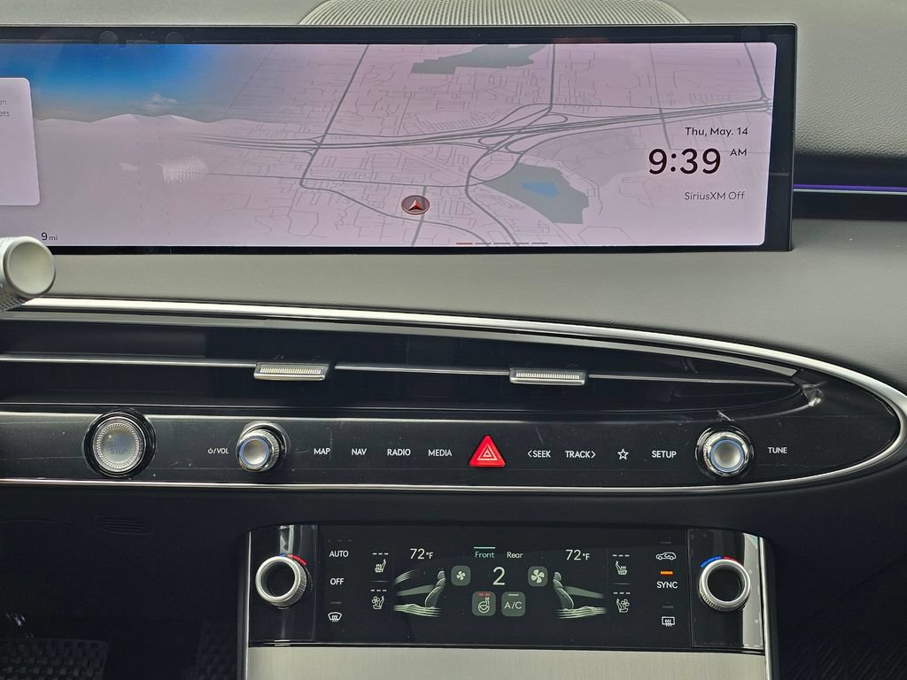 New 2026 Genesis GV70 2.5T Advanced AWD/4WD image 13