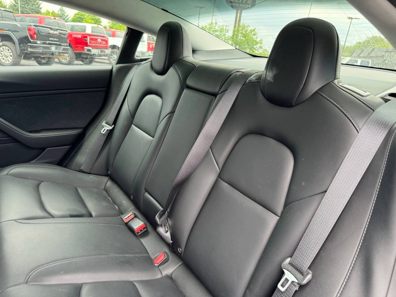 Used 2019 Tesla Model 3 Mid Range RWD image 13