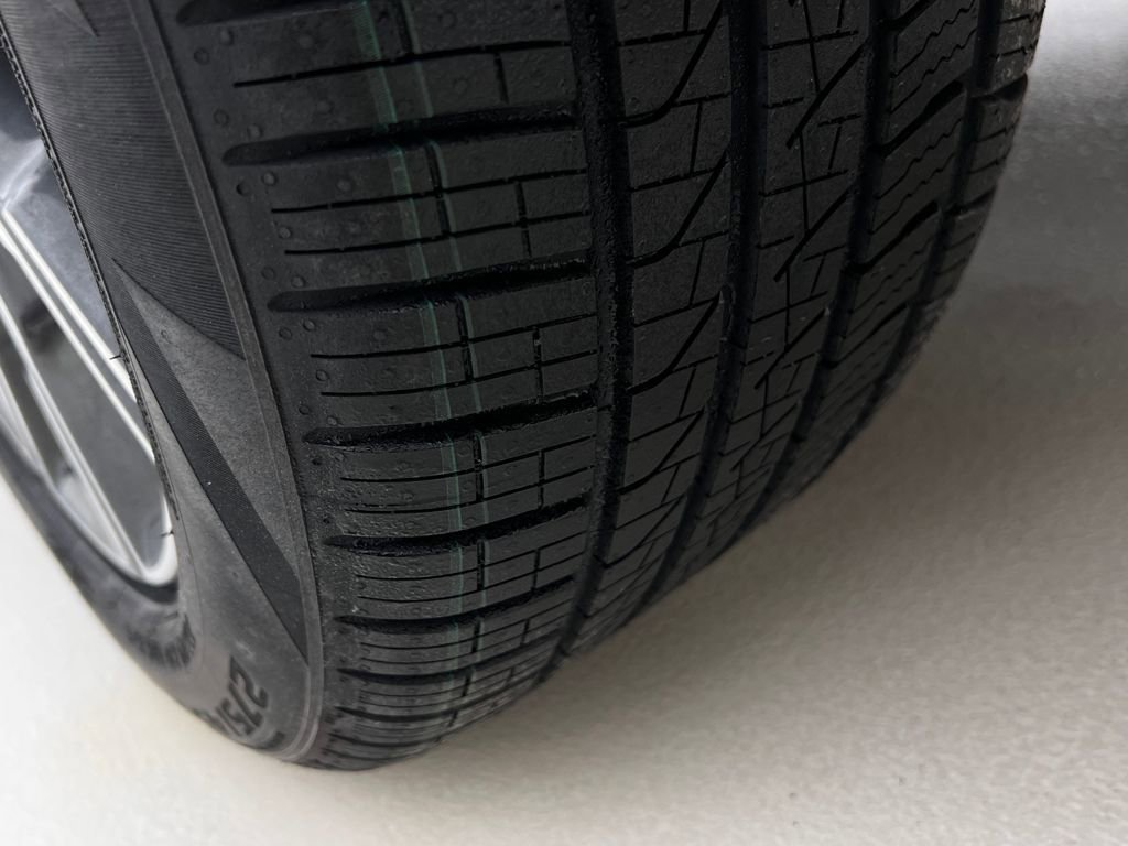 Used 2021 BMW X5 xDrive40i w/ M Sport Package image 30