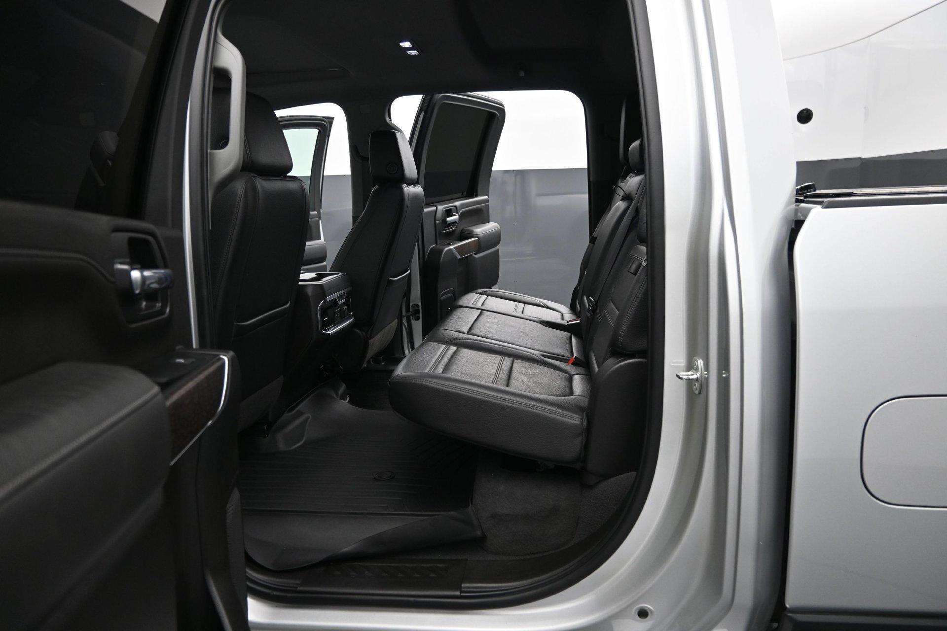 Used 2022 GMC Sierra 2500 Denali AWD/4WD image 16