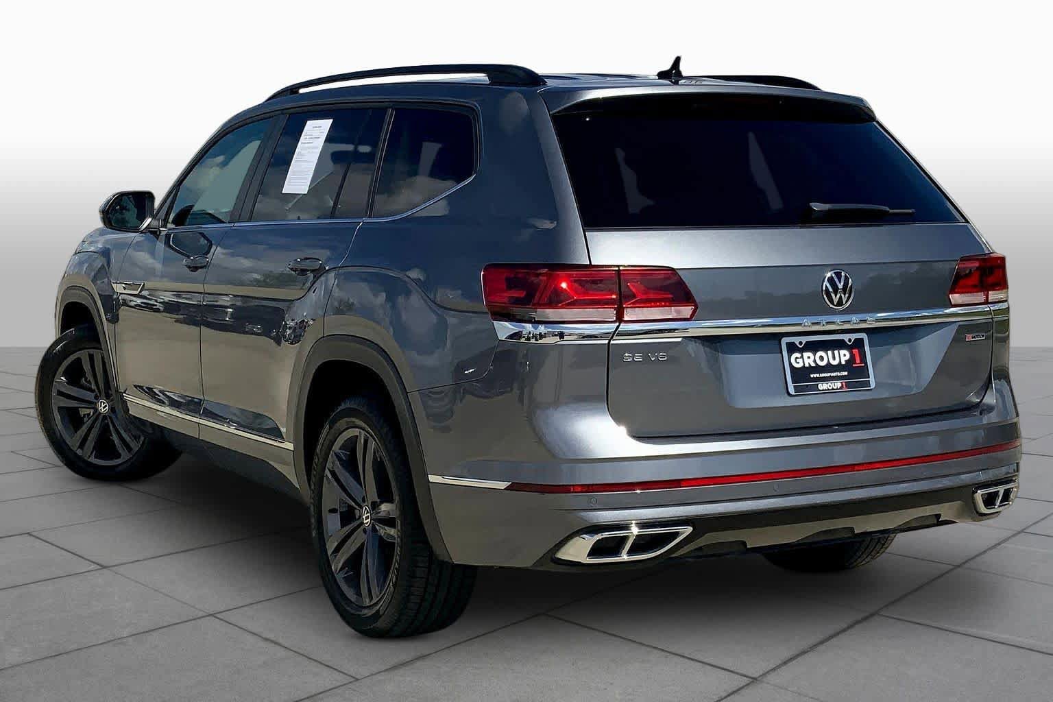 Used 2021 Volkswagen Atlas SE w/ Panoramic Sunroof Package image 11