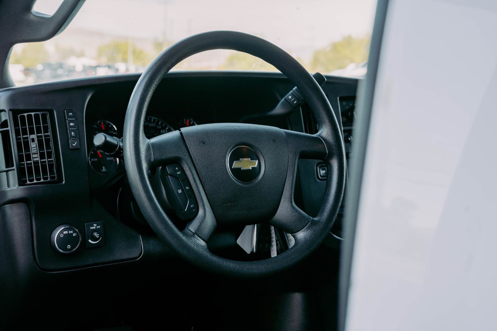 Used 2020 Chevrolet Express 2500 w/ Driver Convenience Package image 12