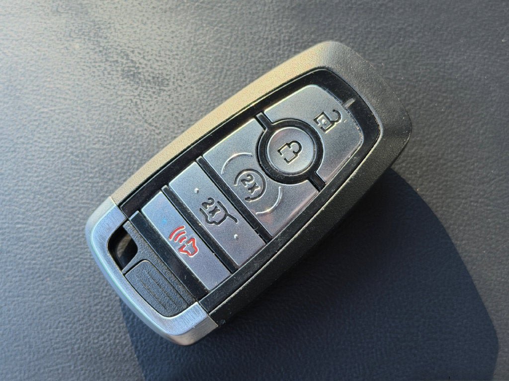 Used 2022 Ford Explorer ST-Line AWD/4WD image 31