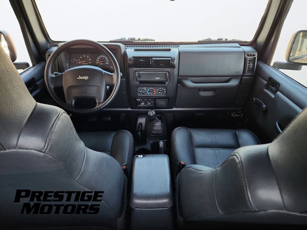 Used 2004 Jeep Wrangler SE AWD/4WD image 23