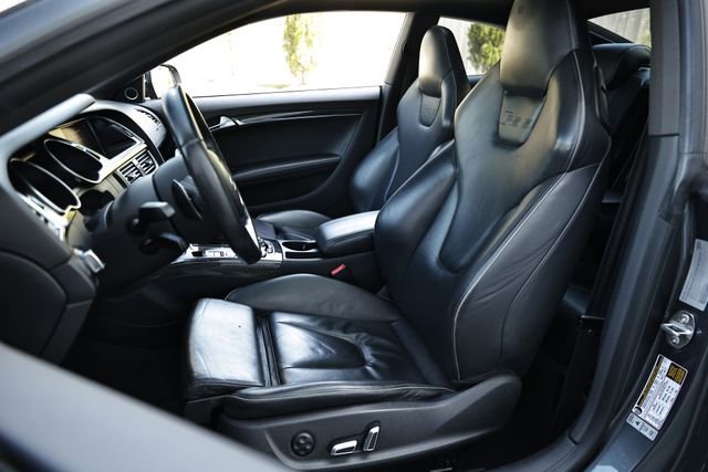 Used 2015 Audi RS 5 Coupe w/ Black Optic Plus Package AWD/4WD image 21
