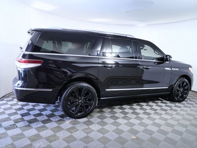Used 2023 Lincoln Navigator L Reserve w/ Equipment Group 201A AWD/4WD image 8